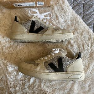 veja snow black